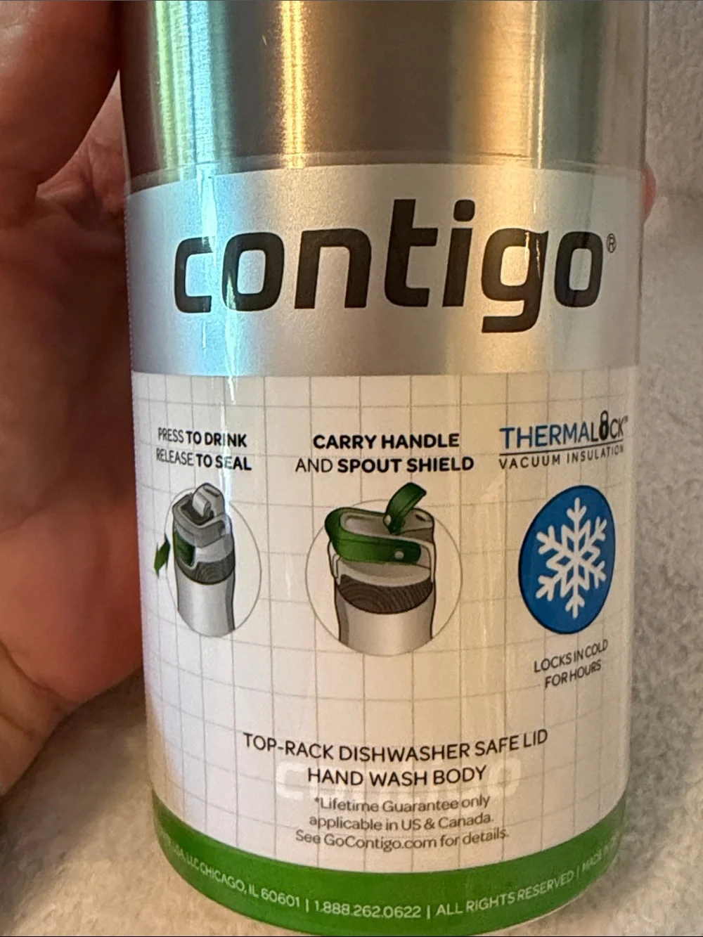 NWOT Contigo 24 oz. Water Bottle